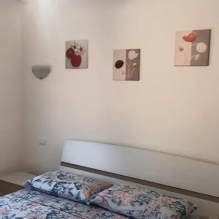 Vince & Rita's Apartment
