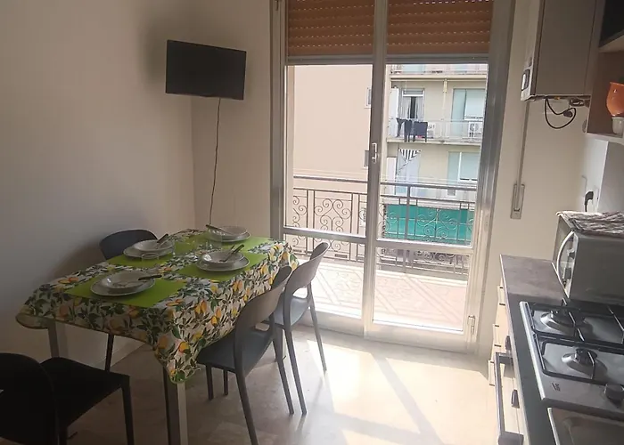 Vince & Rita's Appartement *